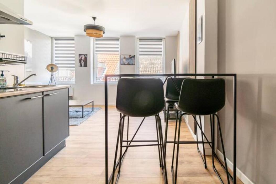 Voyage En Duplex En Hyper Centre Apartment Valenciennes Luaran gambar
