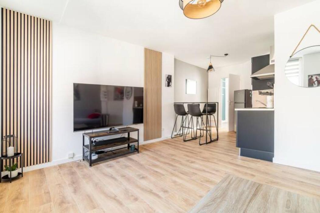 Voyage En Duplex En Hyper Centre Apartment Valenciennes Luaran gambar
