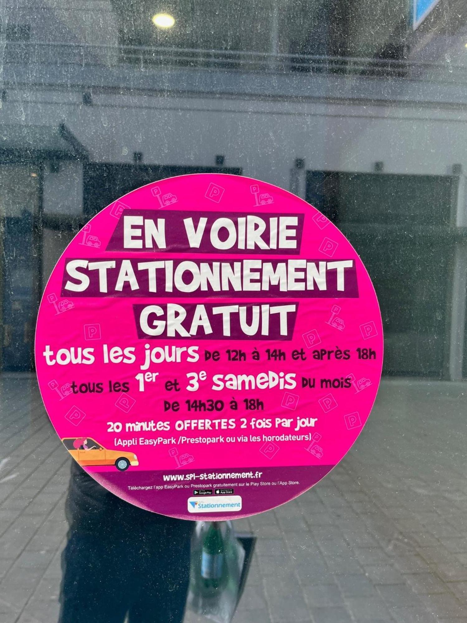 Voyage En Duplex En Hyper Centre Apartment Valenciennes Luaran gambar
